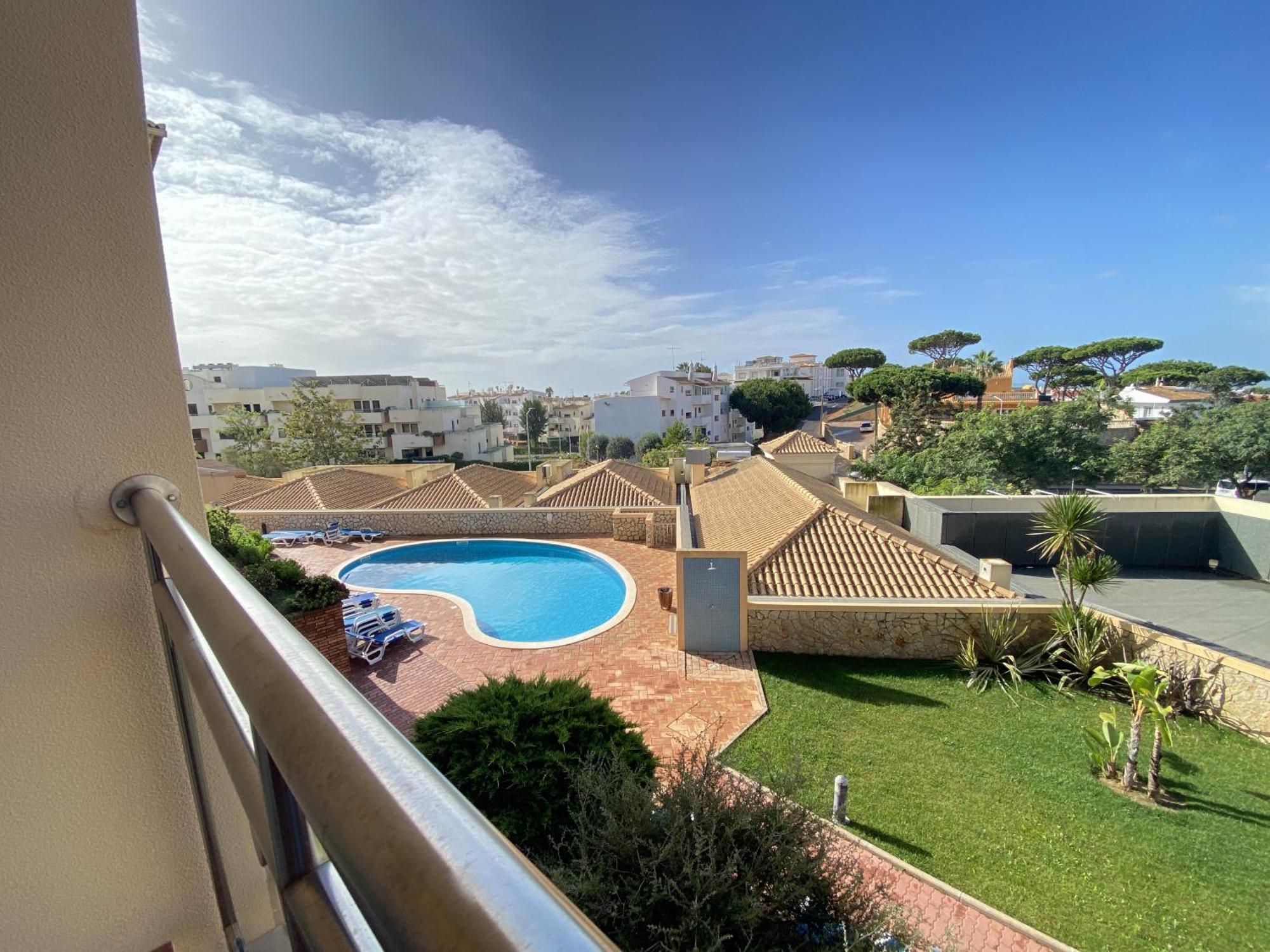 Albufeira Sunny Style With Pool By Homing Apartman Kültér fotó